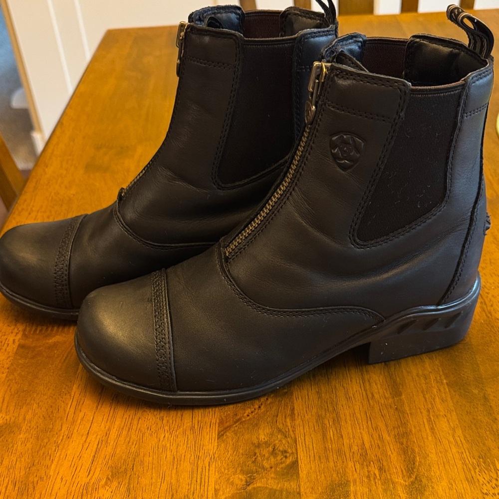 Ariat Black Heritage paddock boots